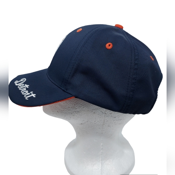 Fan Favorite Detroit Tigers Baseball Hat - Picture 3 of 9